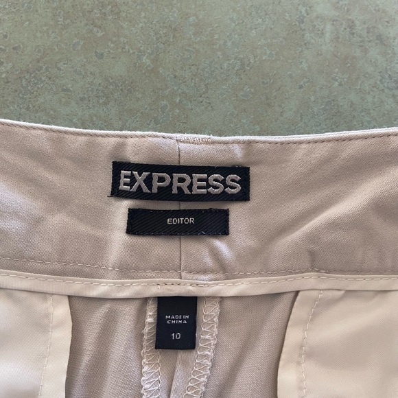 Women’s shorts, express, size 10 - Picture 4 of 4